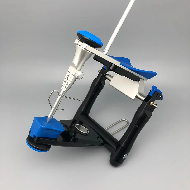 Стоматологический средний артикулятор для полости рта