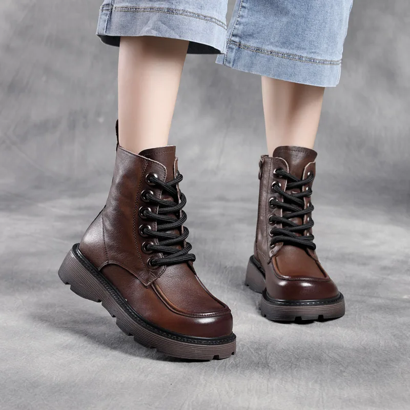 

Inventory autumn and winter new leather thick soled Martin boots top layer leather leisure round head middle heel slope