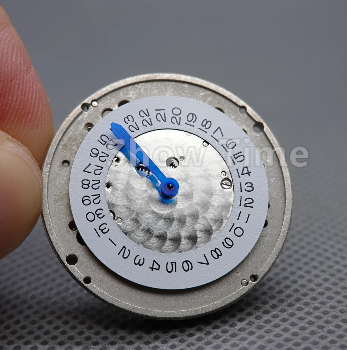 Watch movement parts EW 3235 movement EW factory dj sub yachat original movement before modification watchmaker no logo