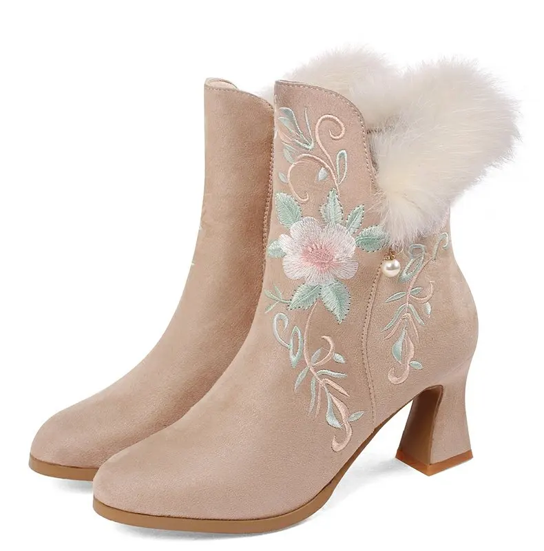 

Женские ботинки с цветочной вышивкой, зимние короткие ботинки на массивном каблуке, высокий каблук