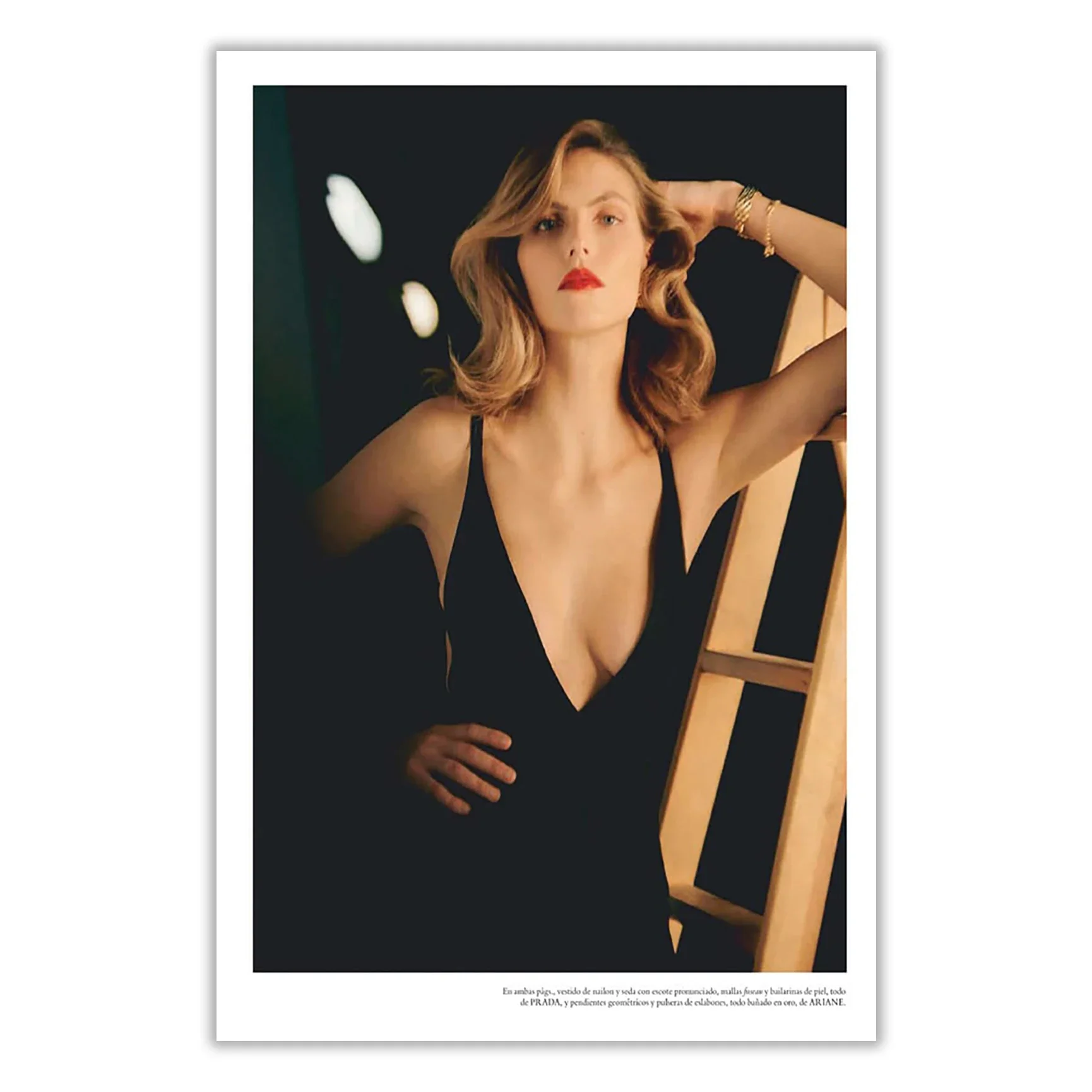 Шелковый постер Linbao Karlina Caune