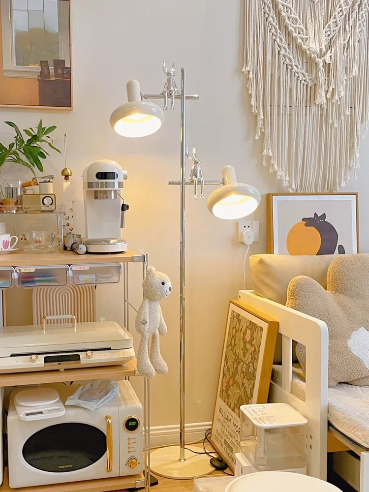 

Antique Rabbit Floor Lamp Vintage Cream Style Living Room Sofa Bedroom Atmosphere Decoration French Bedside Table Lamp