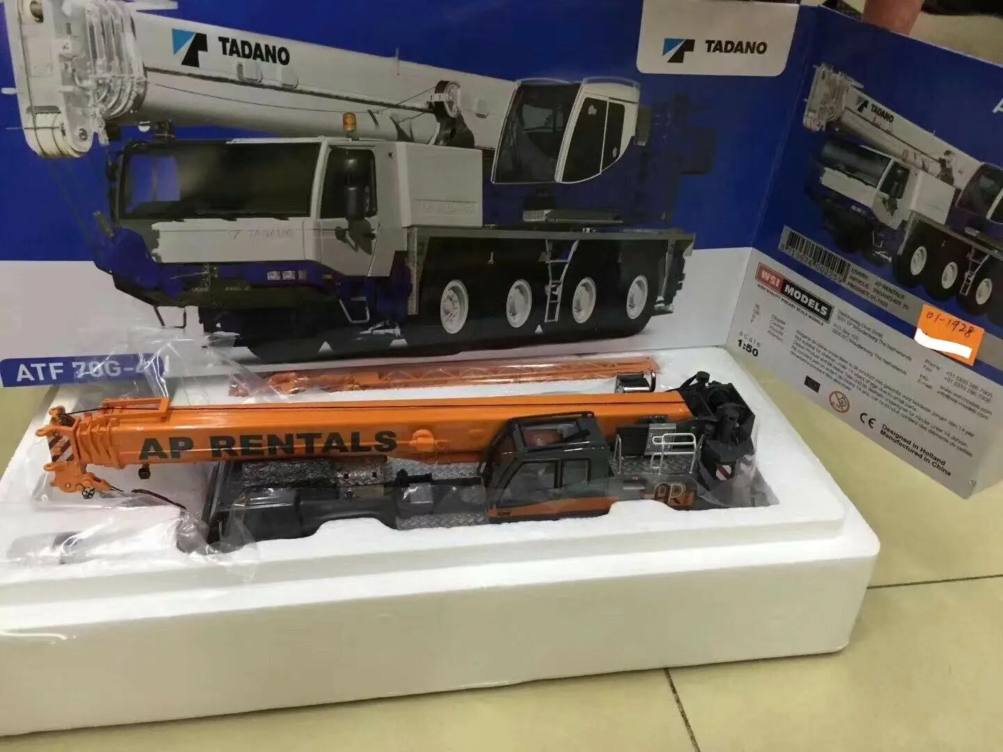 

WSI 01-1928 AP Аренда Tadano ATF 70G-4 Кран масштаб 1:50 литые модели