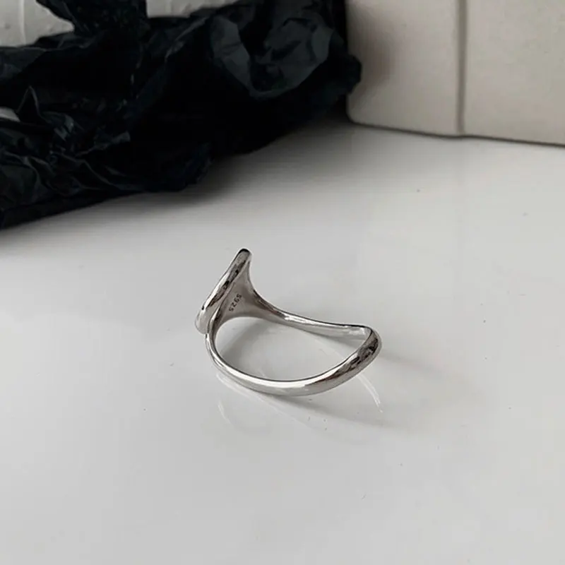 Фото QMCOCO INS модные серебряные кольца на палец, женские кольца с подвесками, нестандартные простые геометрические украшения для дня рождения, подарки №4