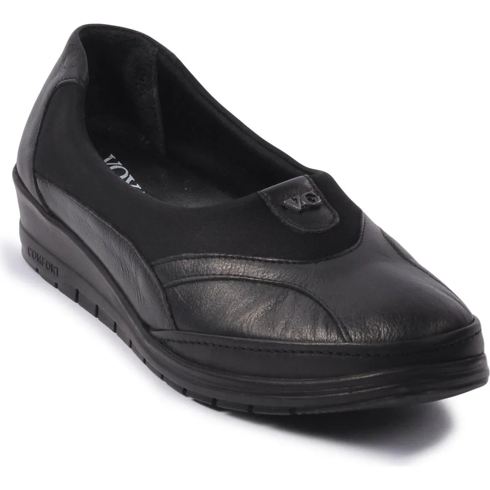 

Черные женские кожаные повседневные туфли Dorlie