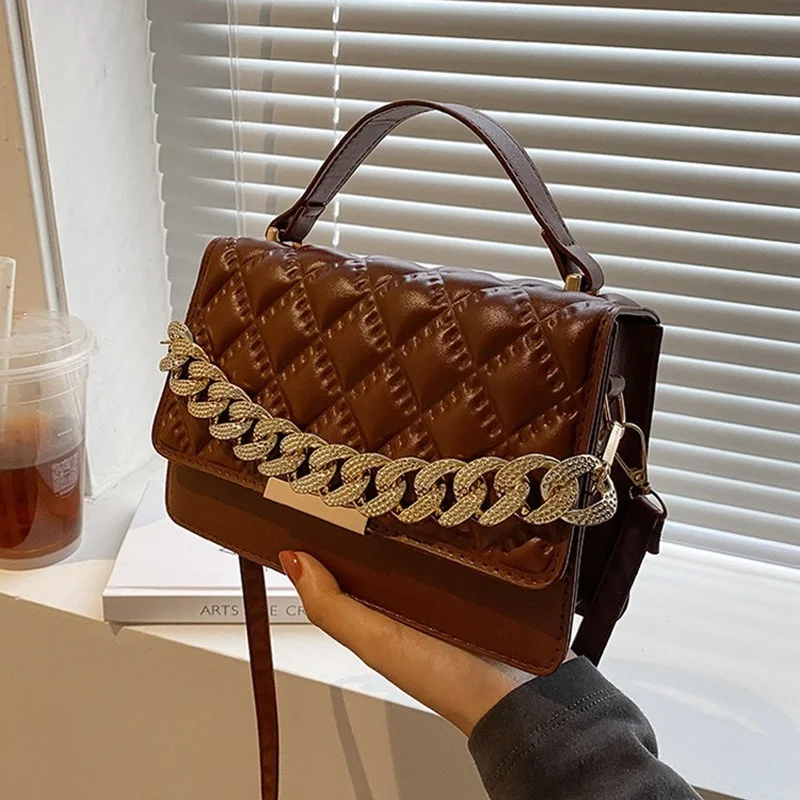 

Chain Bag Fashion Casual Hand-held Single Shoulder Women's Bag Messenger Street Shot Sexy Temperament Simple Small Square Bag