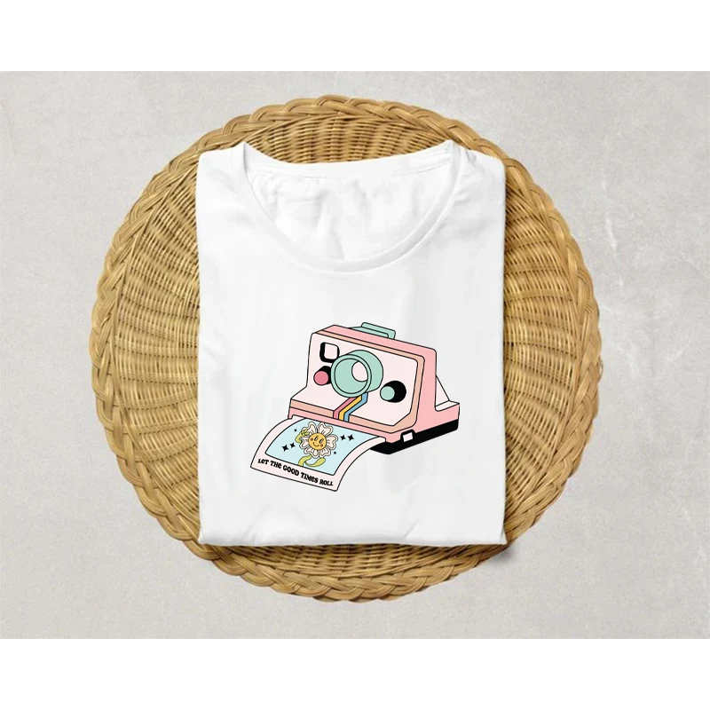 Цветная термонаклейка на футболки с изображением цветов