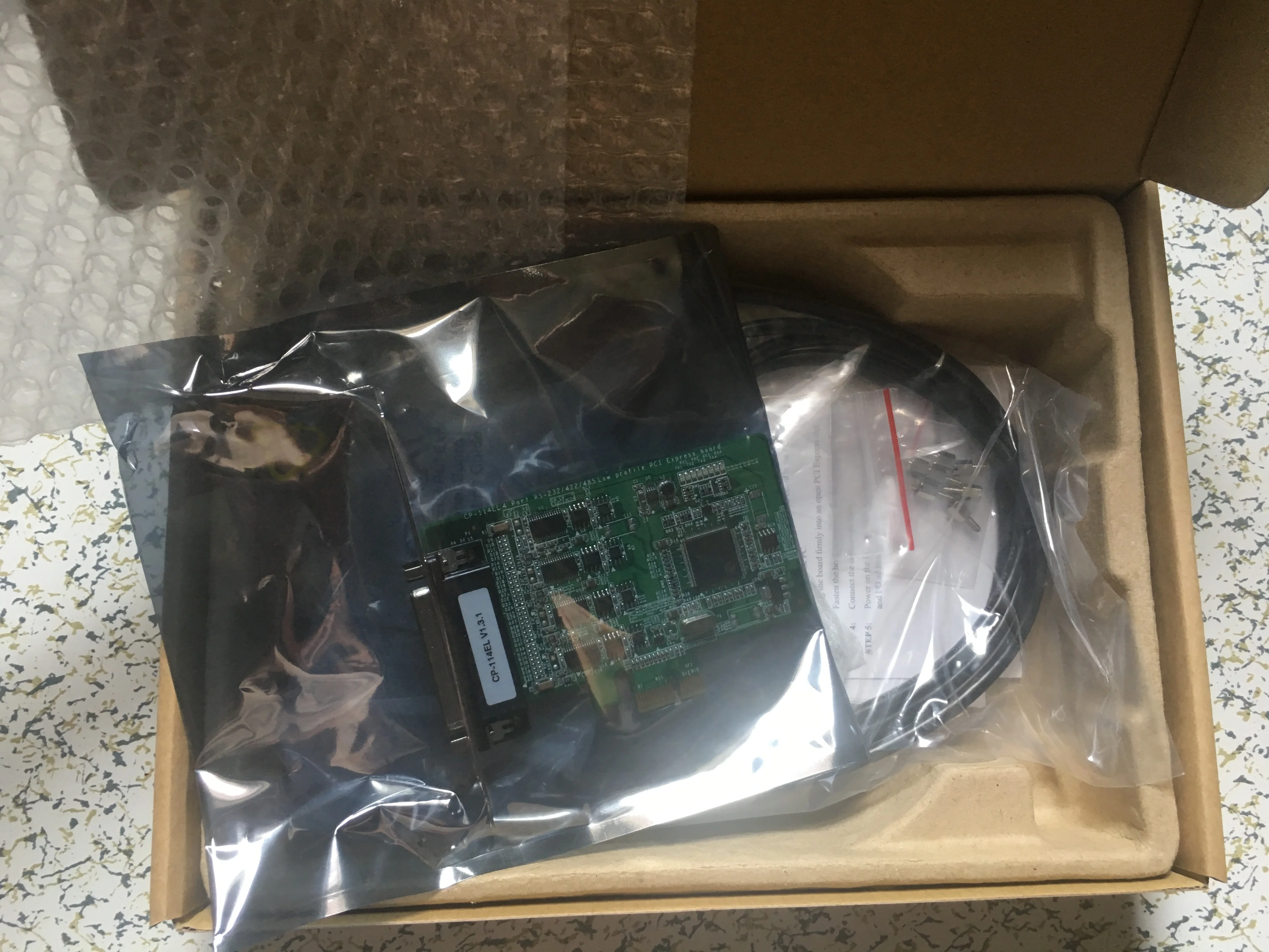 Оригинальный порт MOXA CP-114EL PCIE4 232 422 485 карта 3-в-1 новое место с кабелем