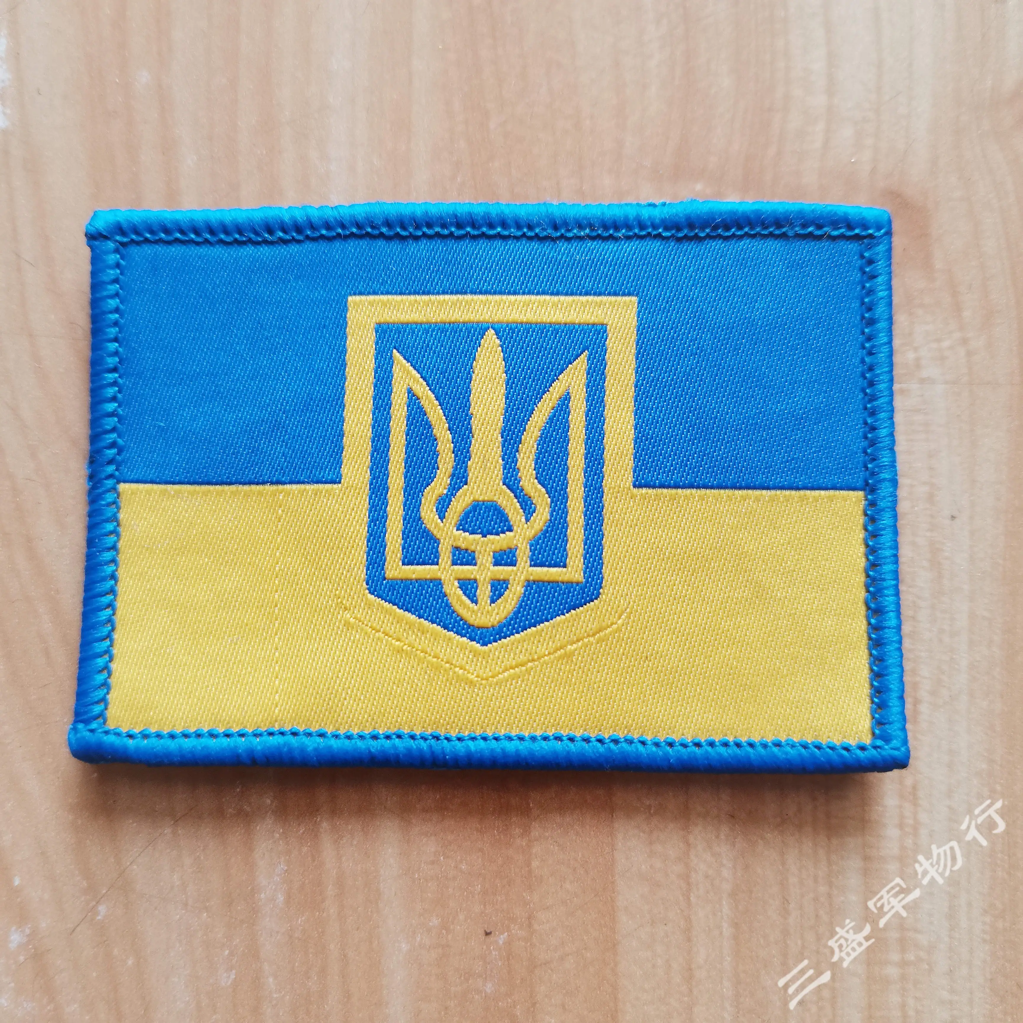 Украшения в ассортименте