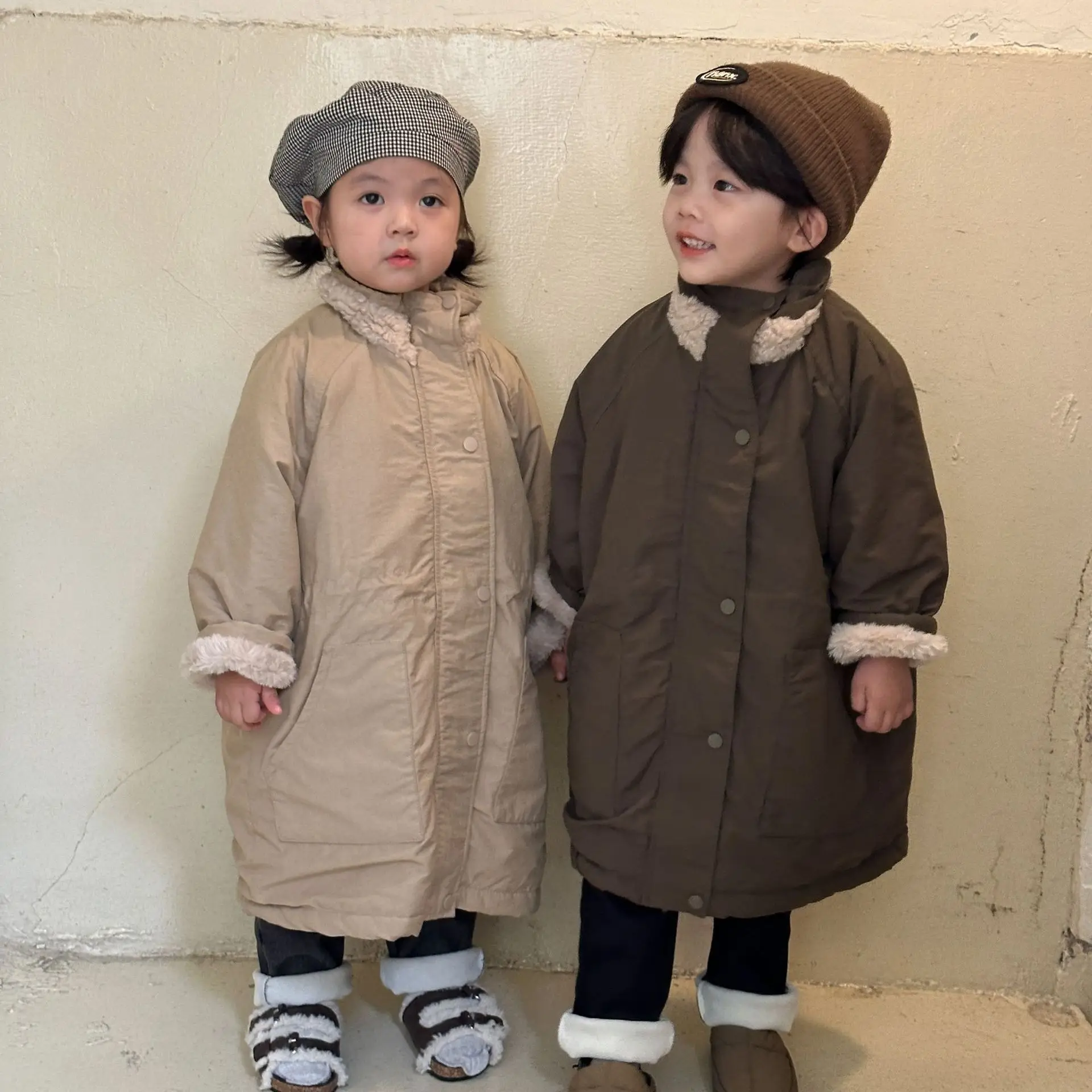 

Корейское зимнее новое пальто для девочек, свободное утепленное Модное детское пальто с хлопковой подкладкой для девочек, повседневная куртка для маленьких девочек
