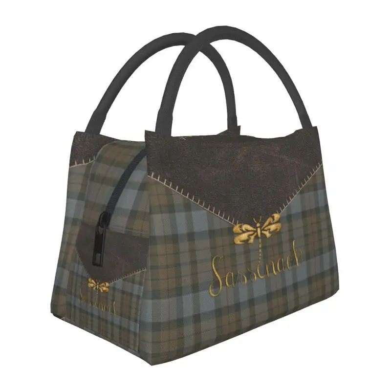 

Hand-held insulated refrigerated simple style lunch bag is convenient attractive, cute, suitable for four family friends picnics