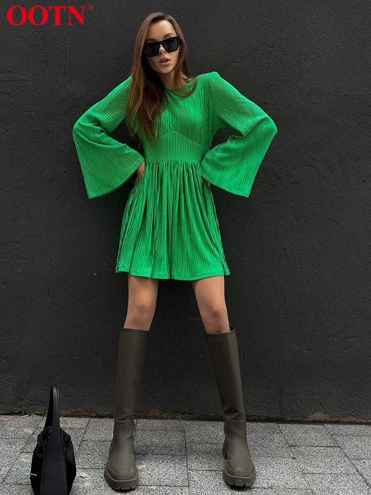 

OOTN Stylish Green Pleated Dress Flare Sleeve O-Neck Spring Mini Dress Fit Flare High Waist Zipper Slim New Year Dress Lady 2022
