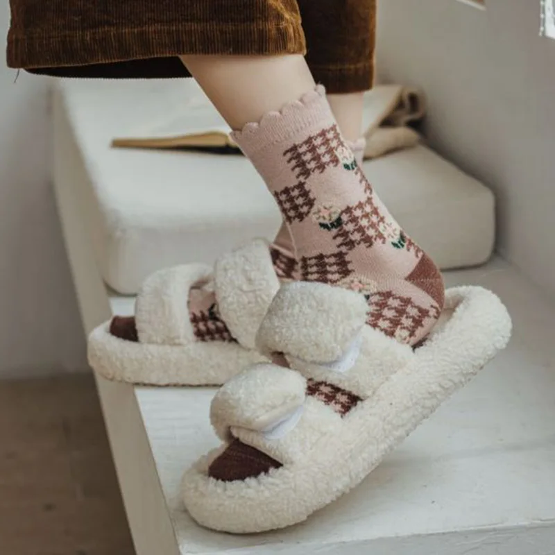 5 Pairs Cashmere Thicken Winter Socks Women Flower Fashion Korean Style Wool Socks Female Long Leg Warmers Kawaii Casual Sokken
