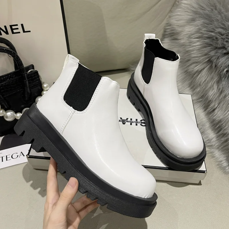 

High Quality Women Shoes Autumn Winter 2022 New Women English Style Thick Soled Chelsea Boots Fashion Simple Women's Short Boots