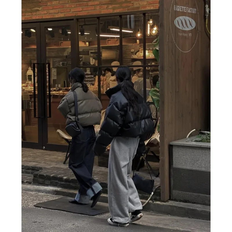 Рисунок 4 - Женское короткое пальто с кожаной подкладкой