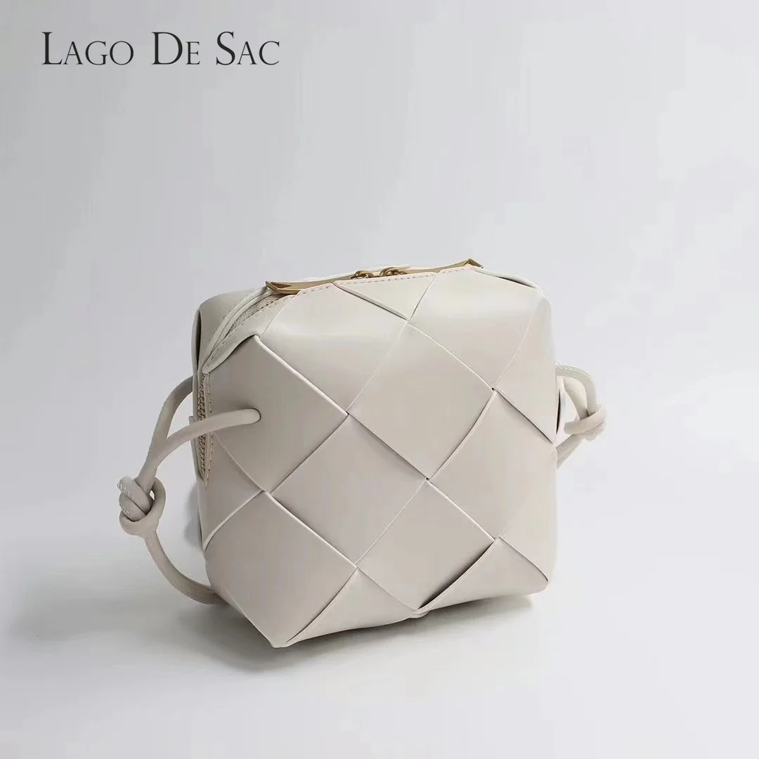 

Женские маленькие квадратные Наплечные сумки через плечо, тканая кожаная сумка, женские кошельки и сумочки