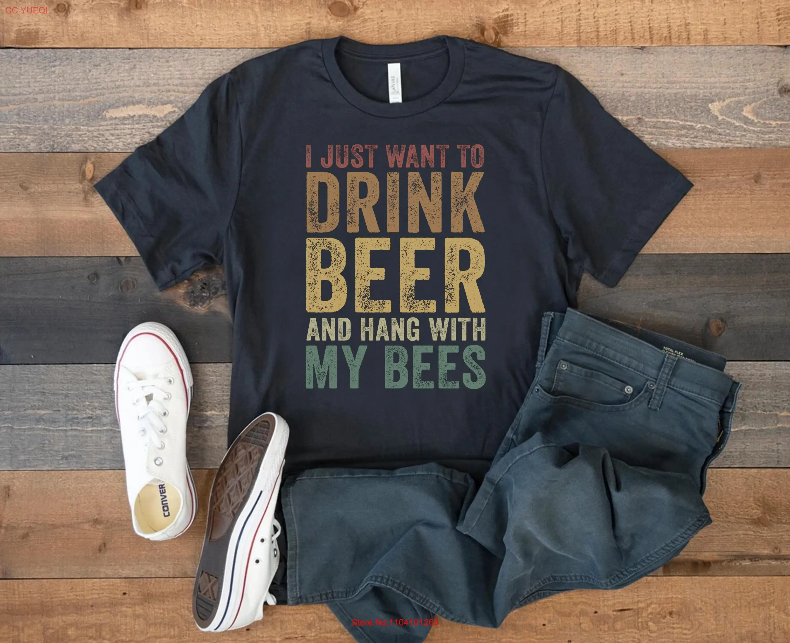 Я просто хочу пива и повесить с моими пчелами Футболка Beekeeper Honey Bee Lover Забавный