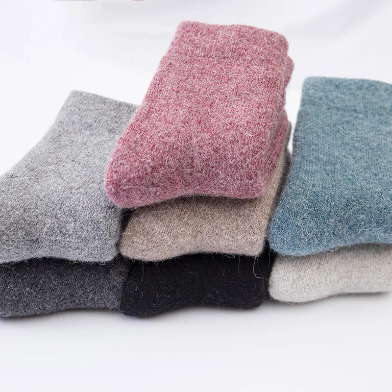 Winter Warmth for Men and Women - Thickened and Softened Towel Socks with Pure Wool