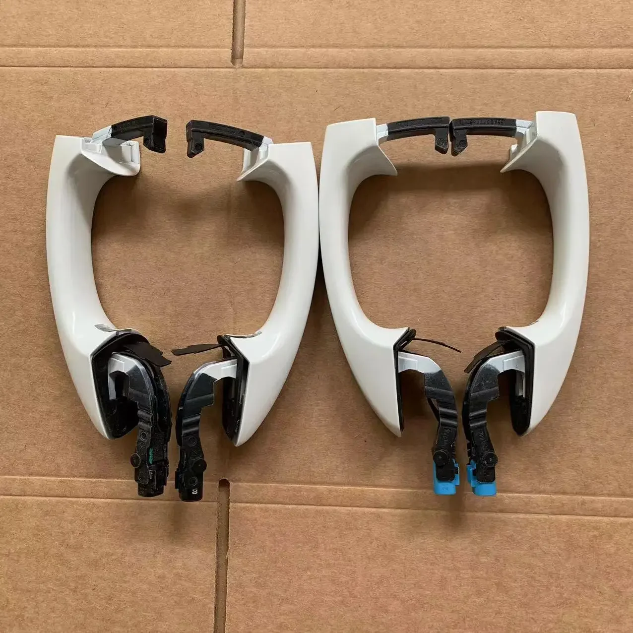 

Для Skoda Superb Kodiak VW golf 7 t-roc arteon kessy с подсветкой дверных ручек