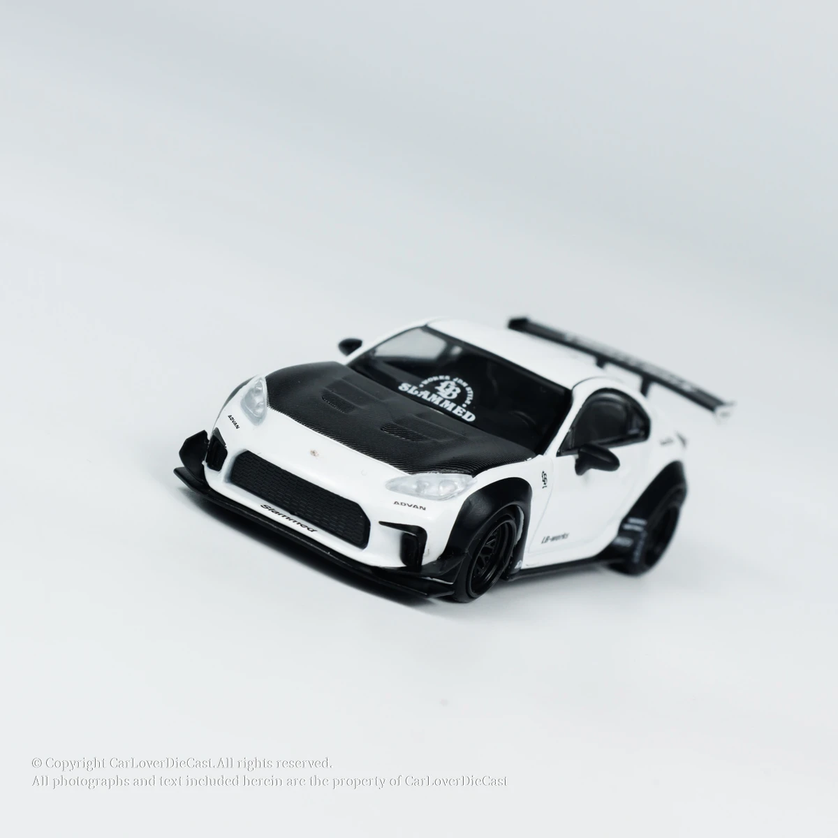 MINIGT 1:64 GR86 LBNation Белая литая модель автомобиля