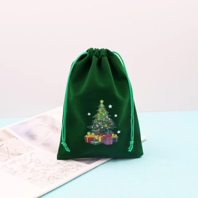 Зеленые бархатные подарочные мешки Merry Christmas 4 шт.