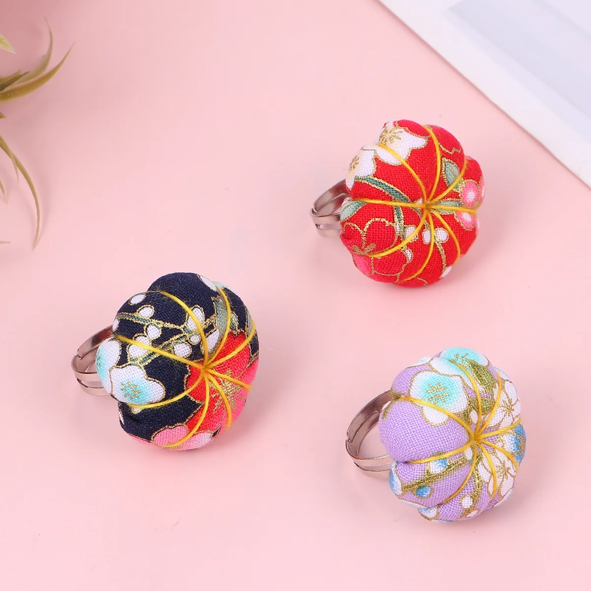 

Pin Cushion Sewing Needle Holder Wrist Cushions Ringquilting Wearablewristband Pincushion Pincushions Elastic Novelty Cotton