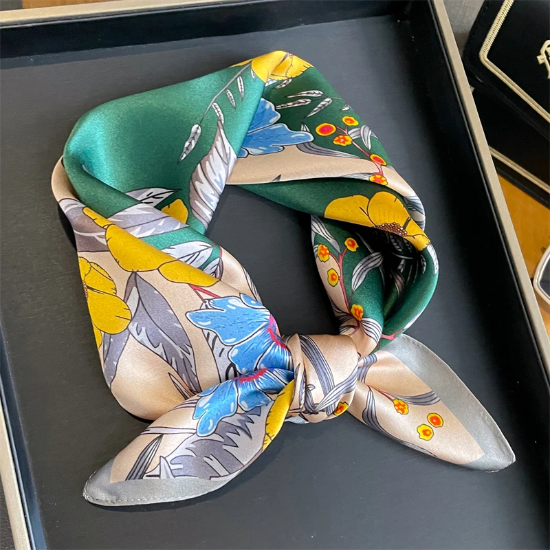 

Женский Шелковый шейный платок 53*53 см, 100%