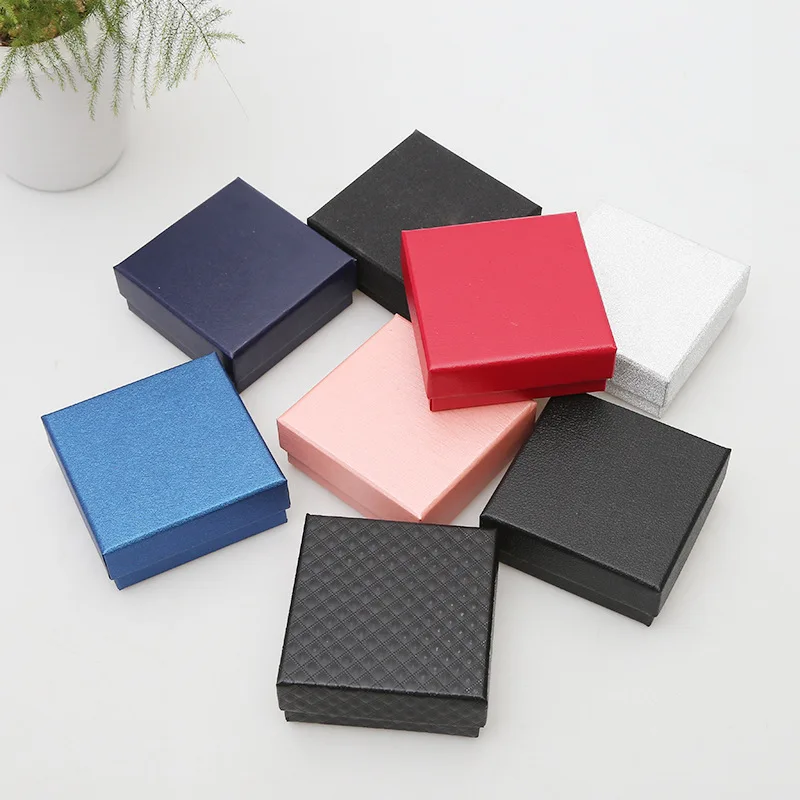 Vintage Cowhide Jewelry Exquisite Packaging Gift Box Factory Wholesale Waterproof Watches