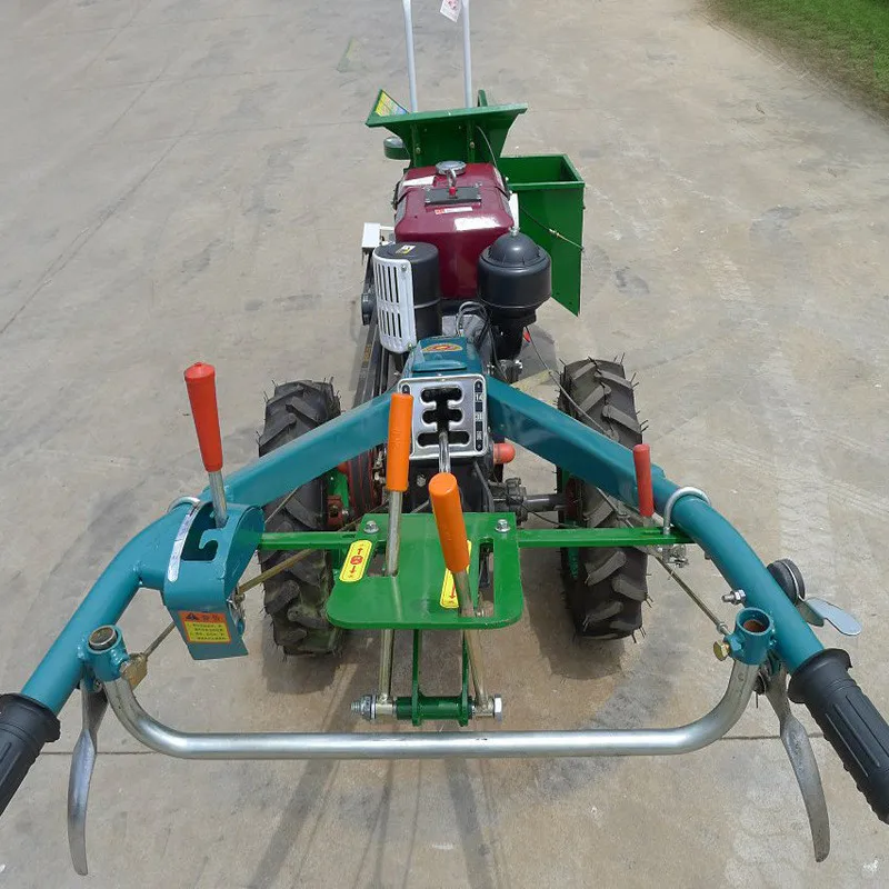 

SYNBON Mini Corn Picker Single Row Maize Harvester
