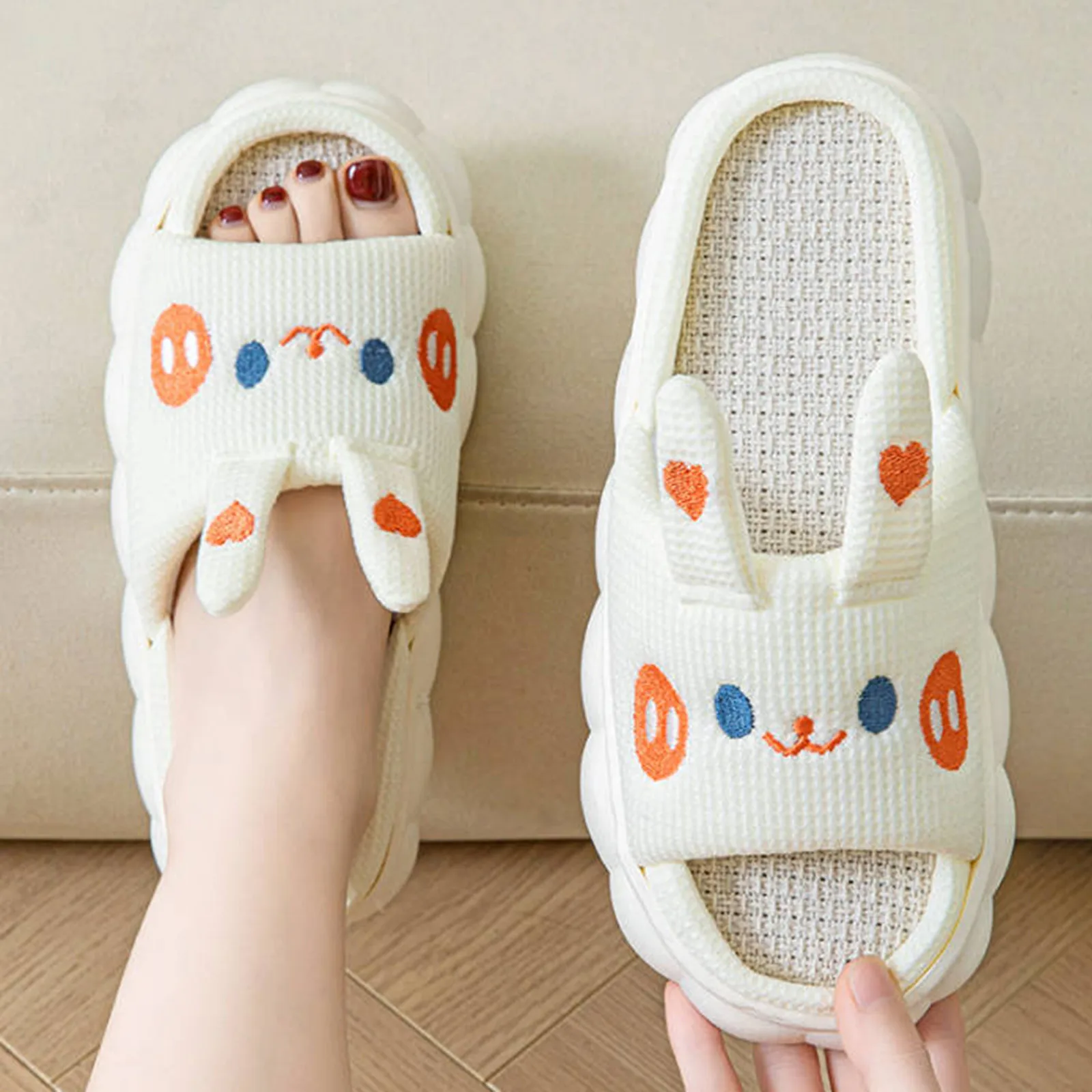 Сандалии женские на толстой подошве удобные домашние тапочки с милым Кроликом