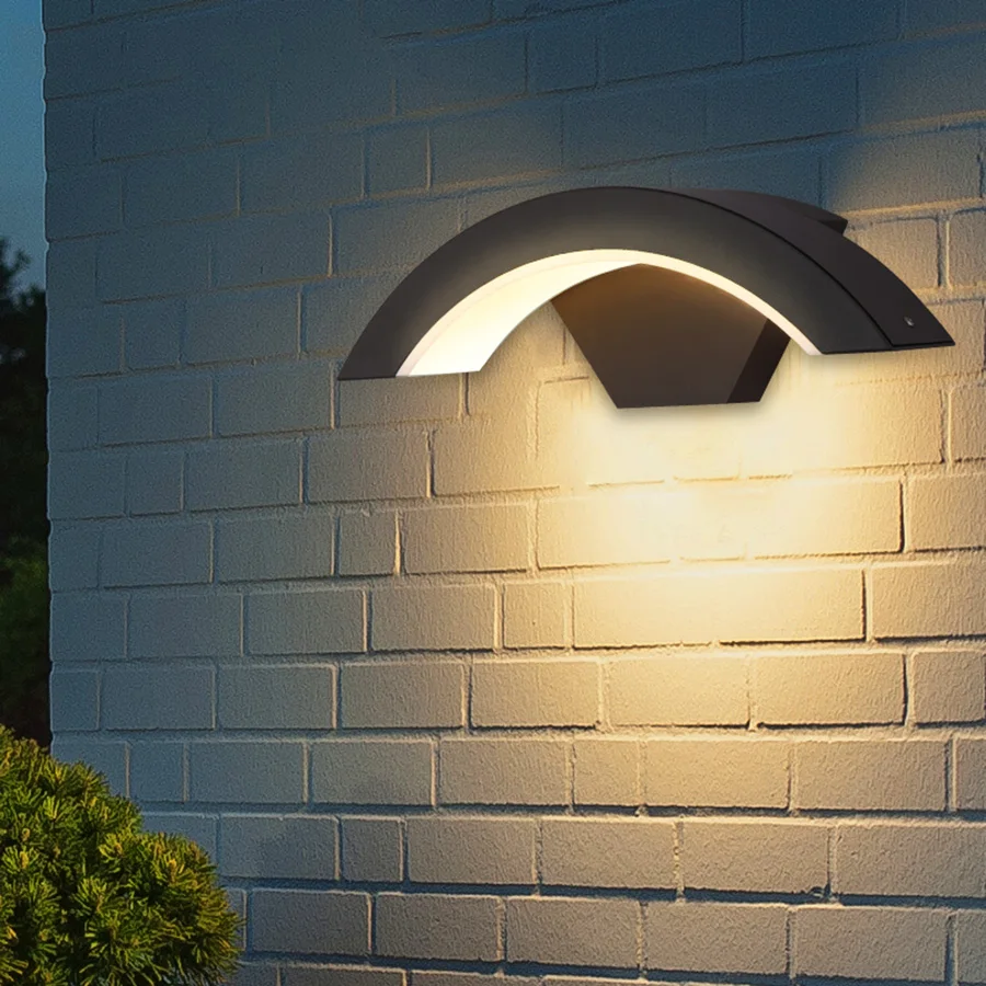 

18W/24W Waterproof LED Wall Light Outdoor Garden Wall Lamp IP65 Aisle Corridor Porch Light Balcony Courtyard Exterior Wall Lamps