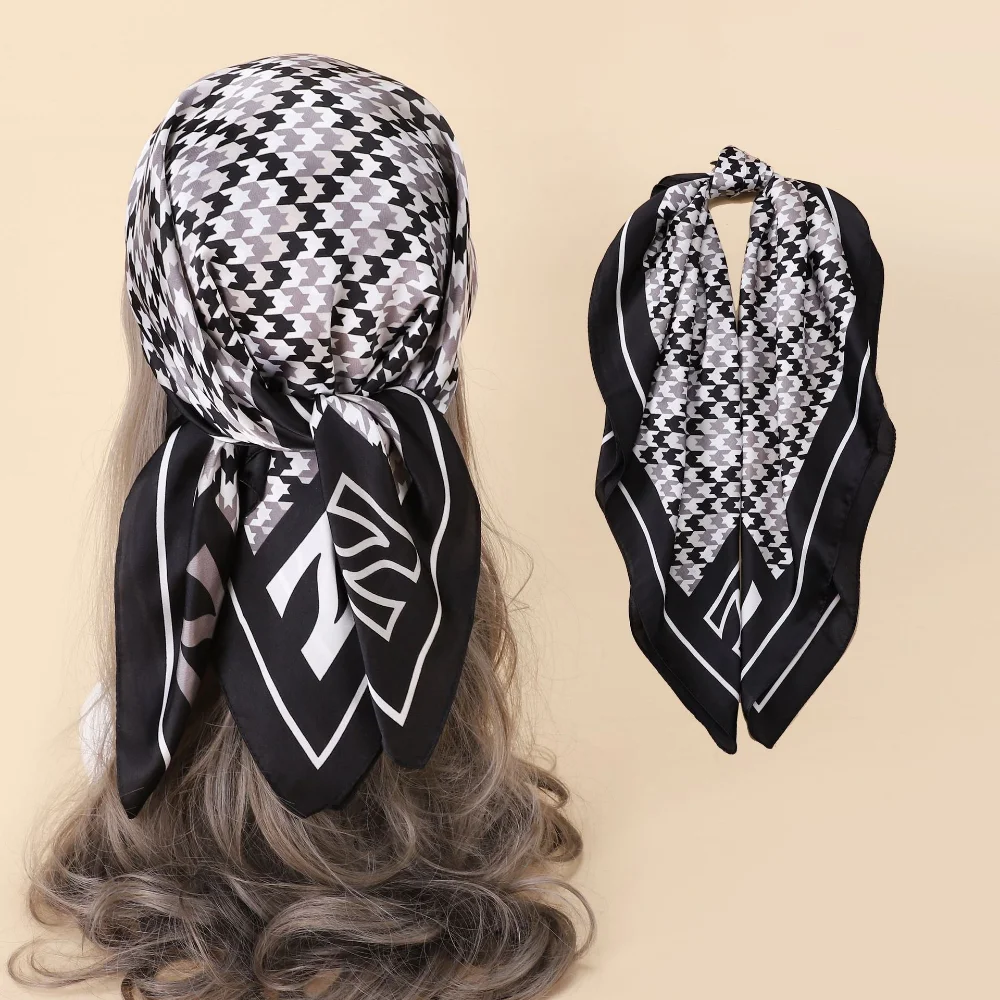 

Fashion Kerchief Hijab Scarves Female Small Shawls Wraps Bandana Head Scarf For Women Plaid Print Handkerchief Neck Scarfs 70CM