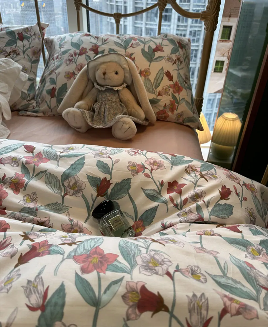 

Элегантный Романтический Комплект постельного белья с красными цветами, винтажный Милый хлопковый комплект постельного белья для двуспальной кровати и двуспальной кровати, простыня, подушка, пододеяльник