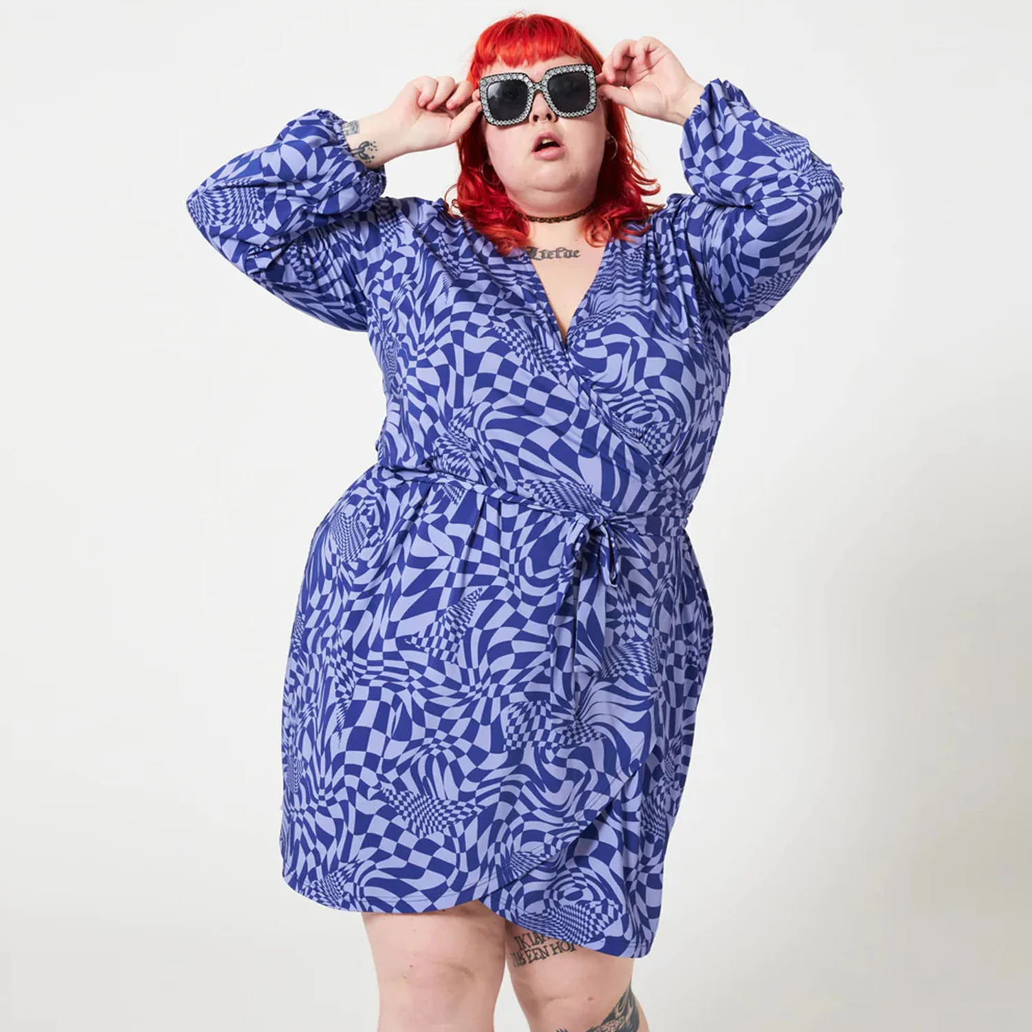 

Plus Size New Autumn and Winter Women's Fashion Print V-Neck Lace Belt Long Sleeve Irregular Slim Wrap Hip Dress