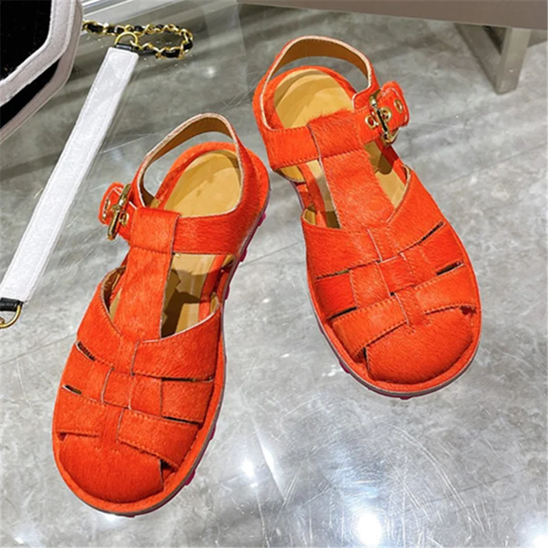 

Fashion Horsehair Women Sandals Hollow Out T-strap Summer Outside Beach Flats Closed Toe Flat Shoes Woman Gladiator Sandal