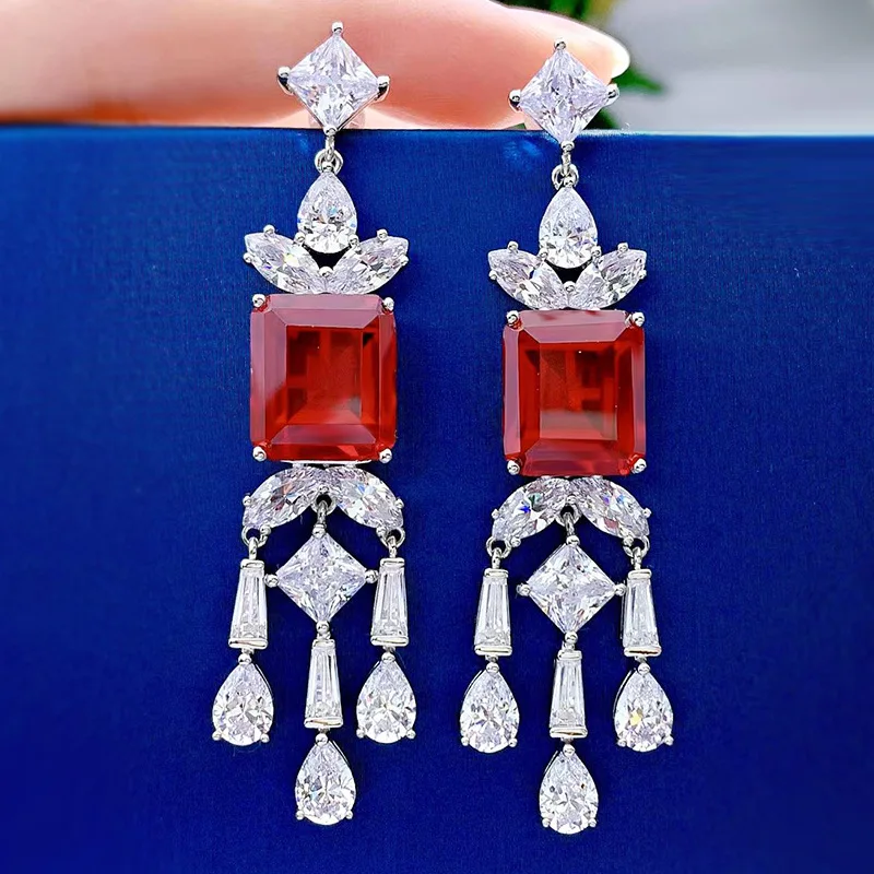 2023 New Independent Design Luxury Retro Style Red Treasure Earrings 12 * 14 Premium Earrings Female