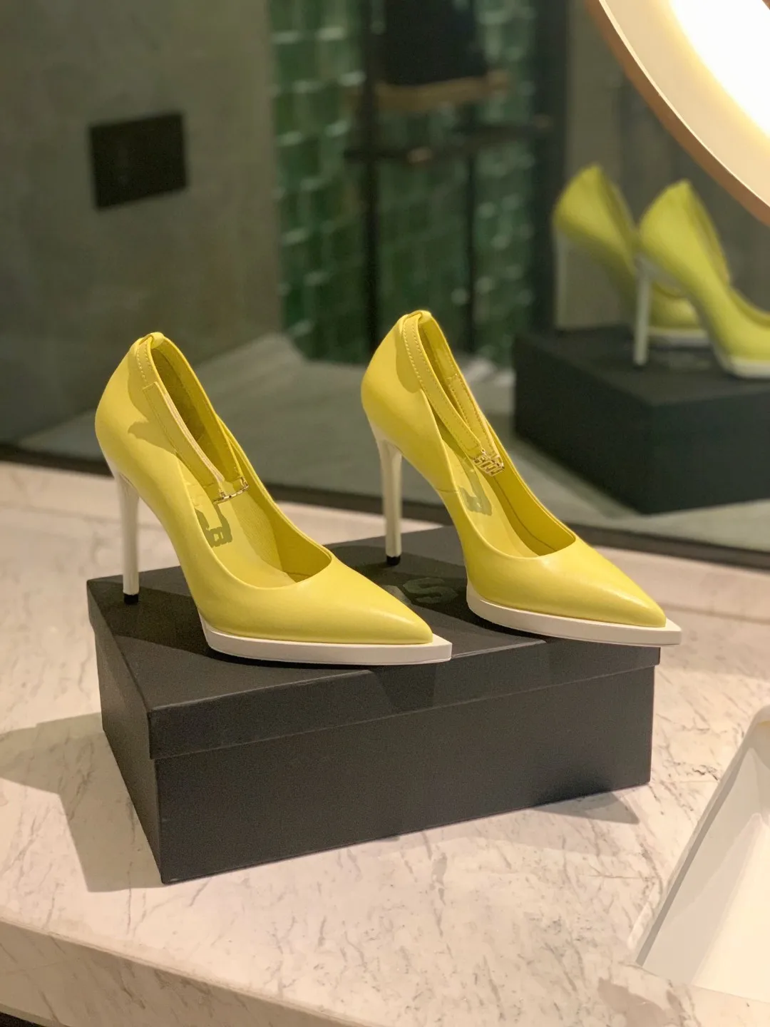 

Spring 2022 Fashion Models Solid Color High HeelsTemperament Versatile Heterosexual Special Heel Women's High Heel Shoes