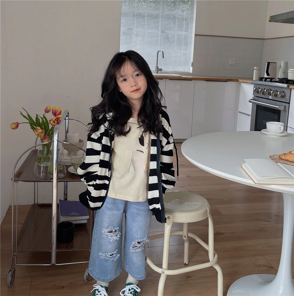 

Spring Unisex Loose striped hooded sweatshirts Children cartoon smile embroidery zipper hooded coats