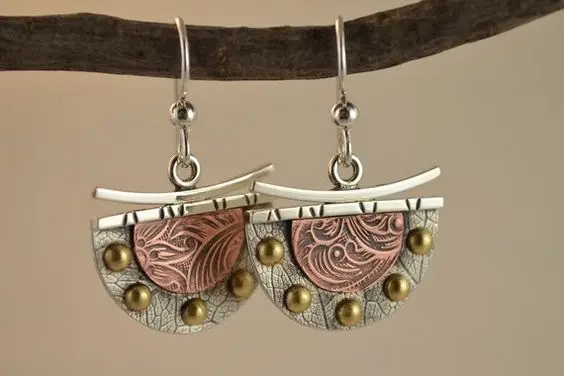 

2022 Bohemian Floral Leaf Pattern Scalloped Vintage Geometric Drop Earrings For Women Accessories Statement Party Jewelry Gift
