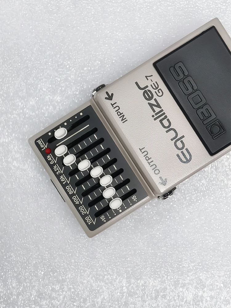 Roland BOSS эквалайзер гитарная педаль GE-7 Семь полос эквалайзера в диапазоне от 100 Гц