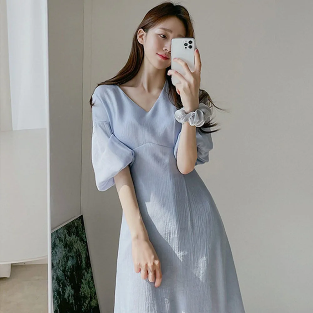 

Korean Chic Women'S One-Piece Dress Summer Elegant V-Neck Pleated Lantern Sleeve Solid Party Dress Long Casual Ladies Dress