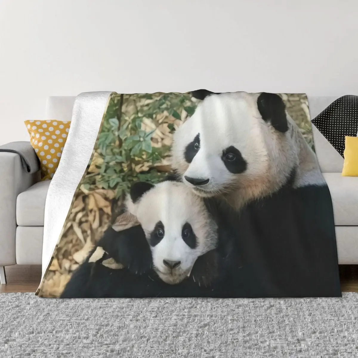 

Fu Bao Fubao Panda Animal Blanket Soft Plush Anti-pilling Flannel Throw Blankets for Luxury Bedding Room Decor