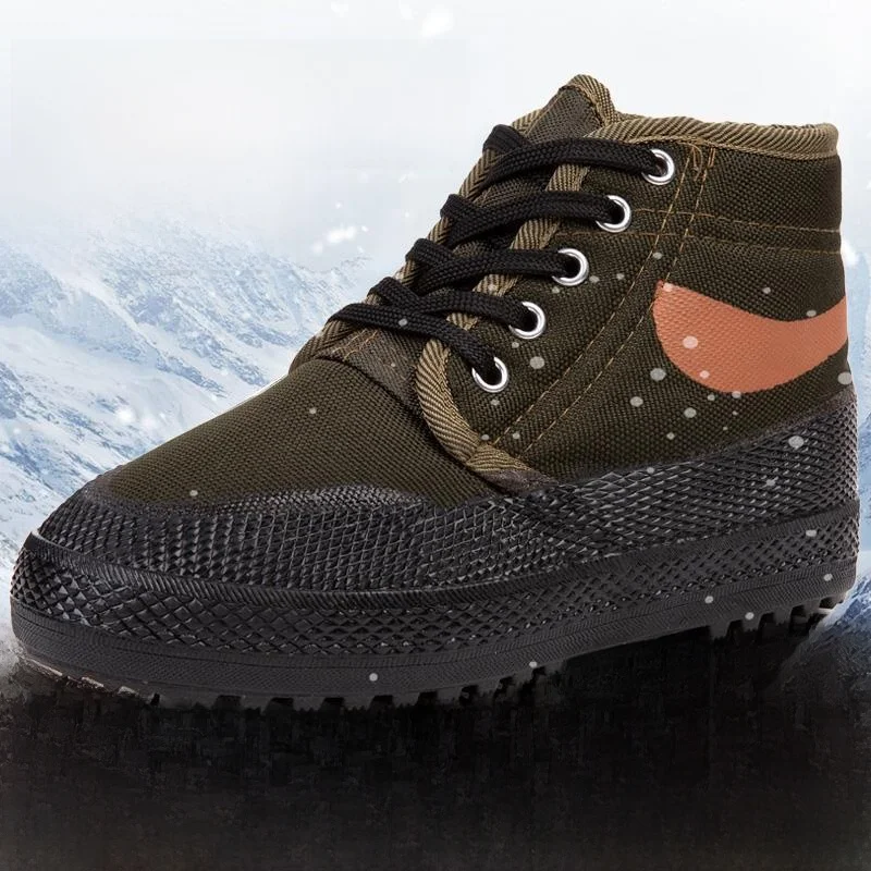 Зимняя обувь освобождения. Обувь из плотного хлопка на флисовой подкладке.