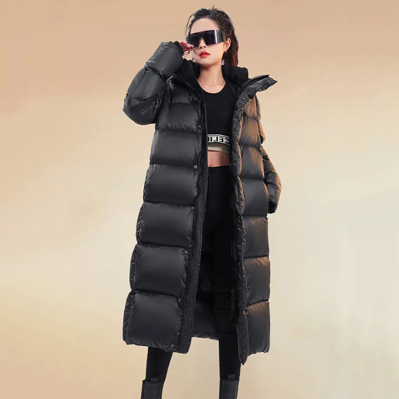 Женский теплый пуховик с капюшоном на белом утином пуху модель H122 зиму 2024