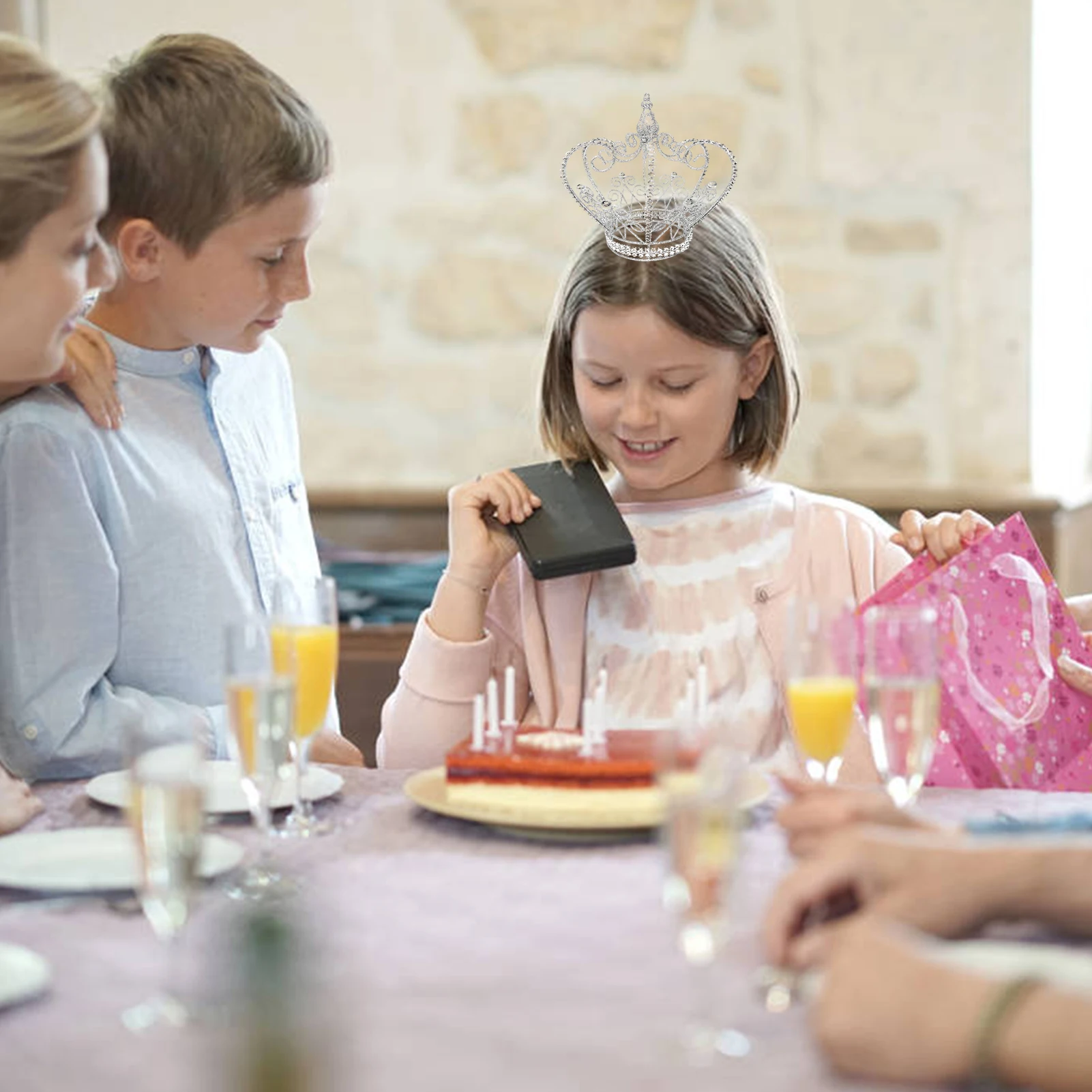 

Round Crystal Crown Wedding Birthday Hair Jewelry Diadem Headpiece Princess Queen Tiaras Gifts For Girls Proms Valentines Day