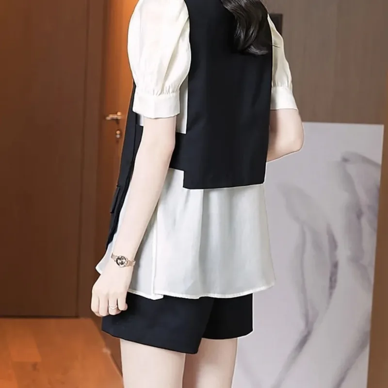 Женский модный костюм Новинка лета 2024 комплект из трех предметов жилет шорты и