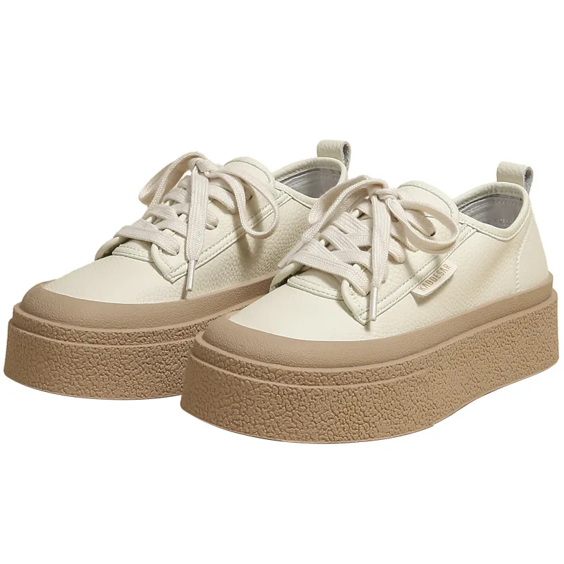 

Высококачественные маленькие белые женские туфли, Новинка осени 2023, Корейская версия, повседневные универсальные кроссовки на толстой подошве, подходящие к цвету