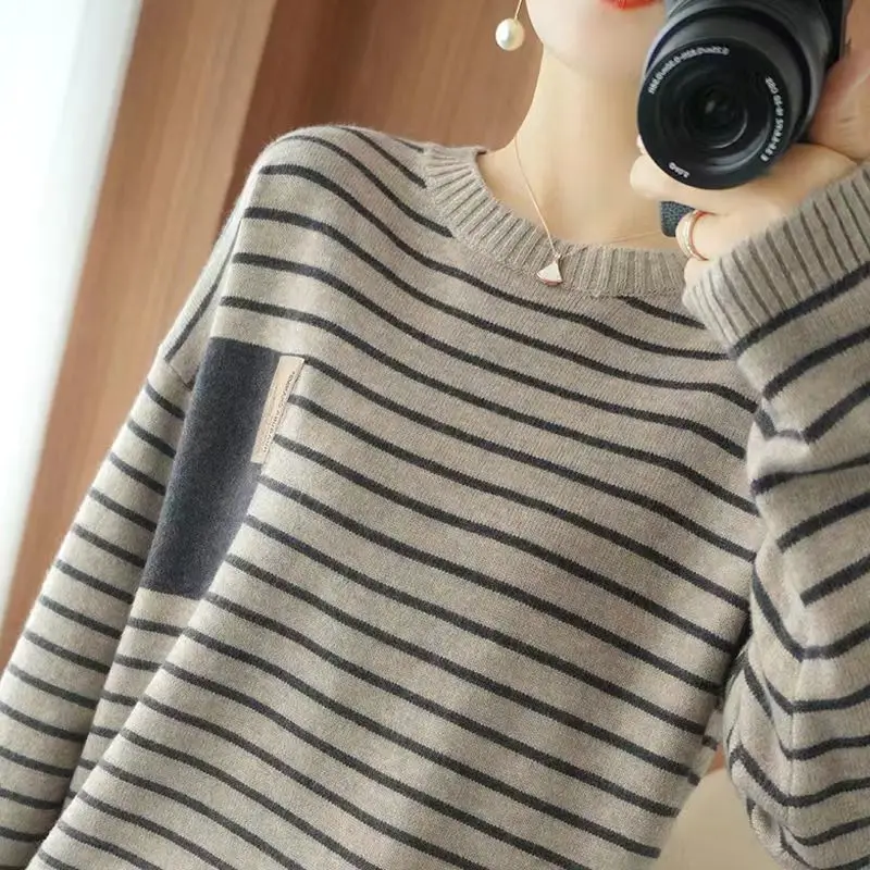 

Autumn and Winter Women's Pullover Round Neck Colored Striped Contrast Long Sleeve Sweater Knitted Bottom Fashion Elegant Tops