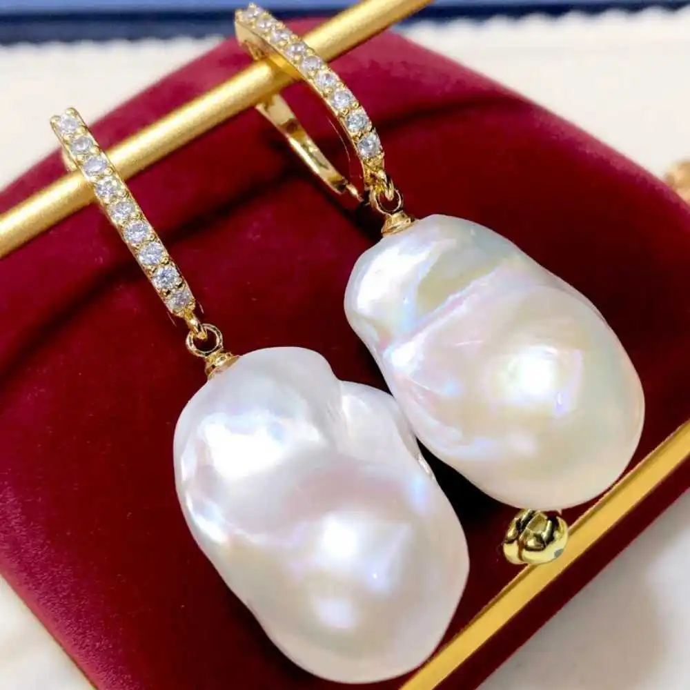 Подвеска из натурального пресноводного жемчуга 18K