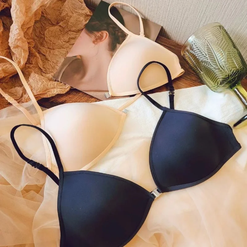 Бюстгальтер пуш-ап бесшовный с застежкой спереди и треугольной чашкой